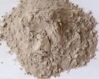 秀峰液体速凝剂跟粉体速凝剂的区别用途及施工方式