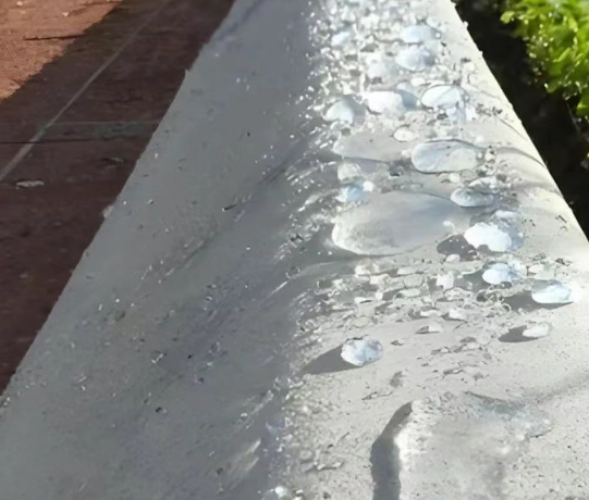 秀峰硅烷浸渍涂料在混凝土保护中的应用