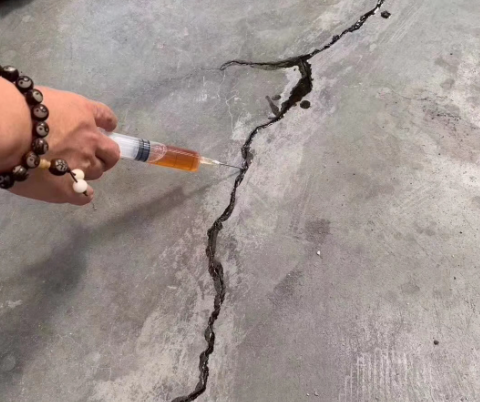 秀峰混凝土裂缝修补技术详解​